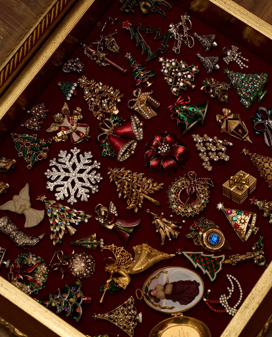 🎄 Regali di Natale Vintage: Gioielli Unici con Storia | Antichità Petrone
