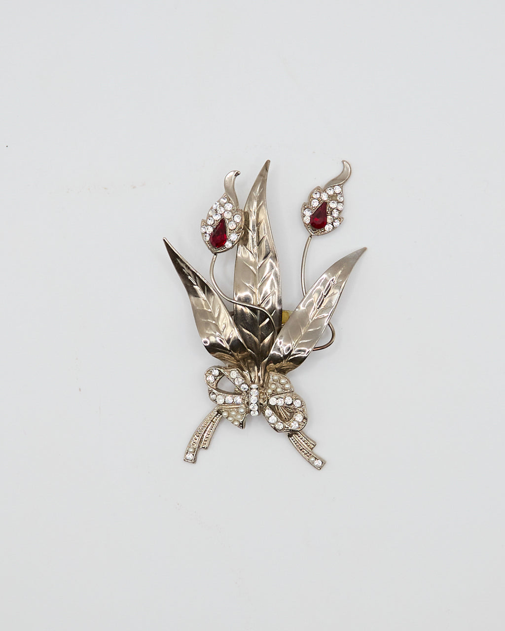 Tulip brooch