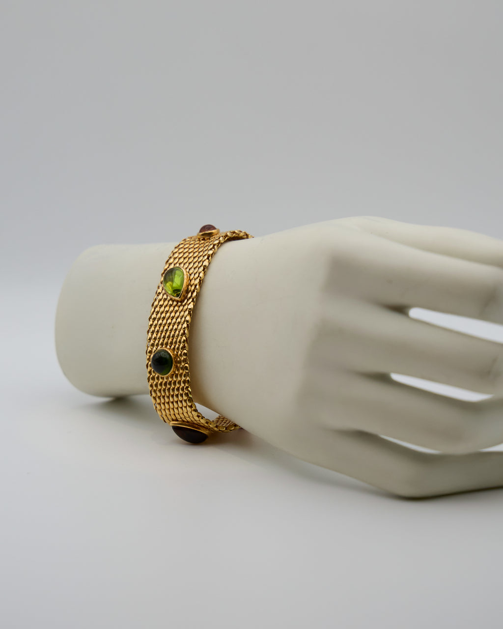Bracelet en maille avec 5 pierres colorées – Labriola Bijoux