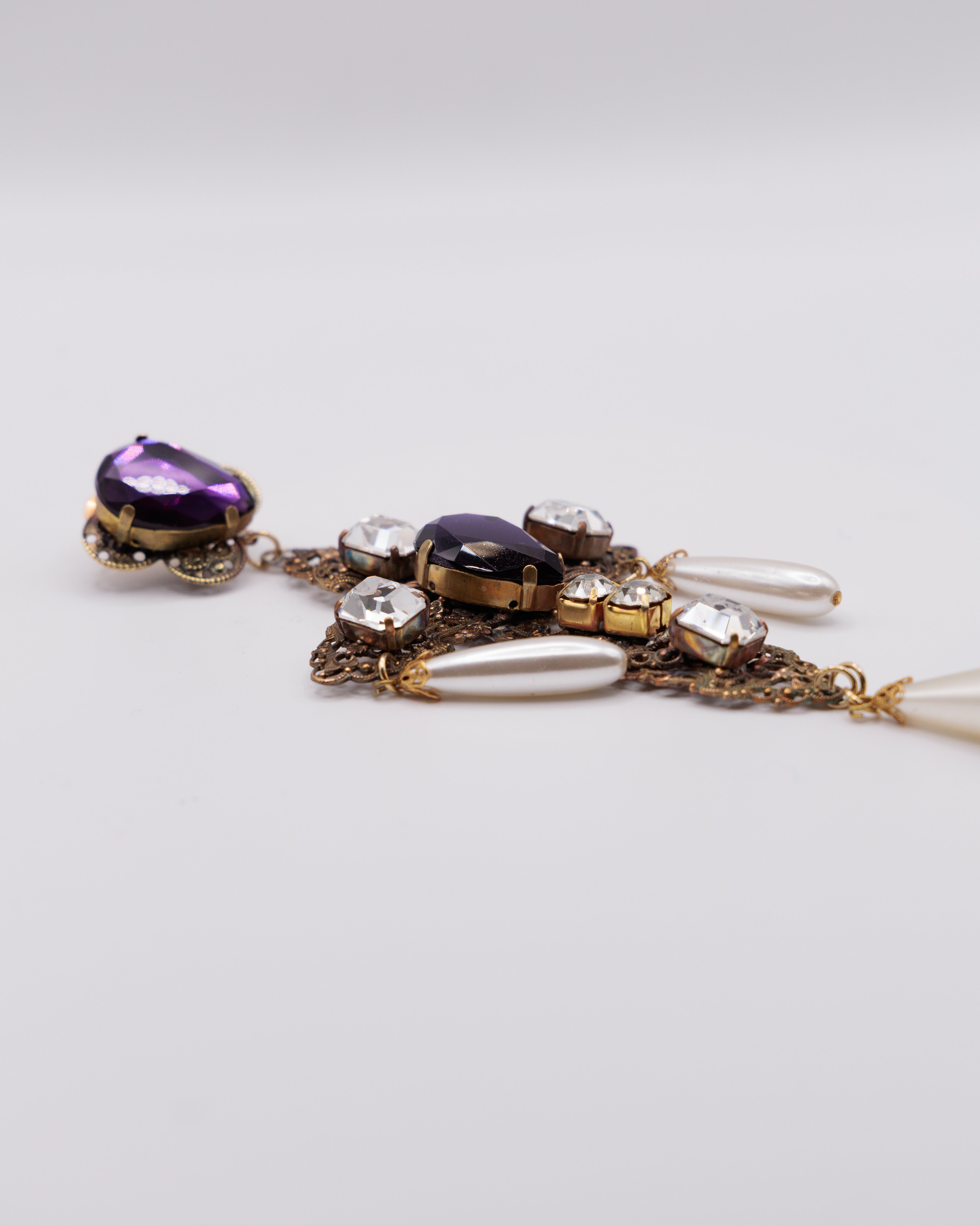 Orecchini Vintage a Croce con Pietre Viola e Perle – Orecchini Barocchi Pendenti Statement