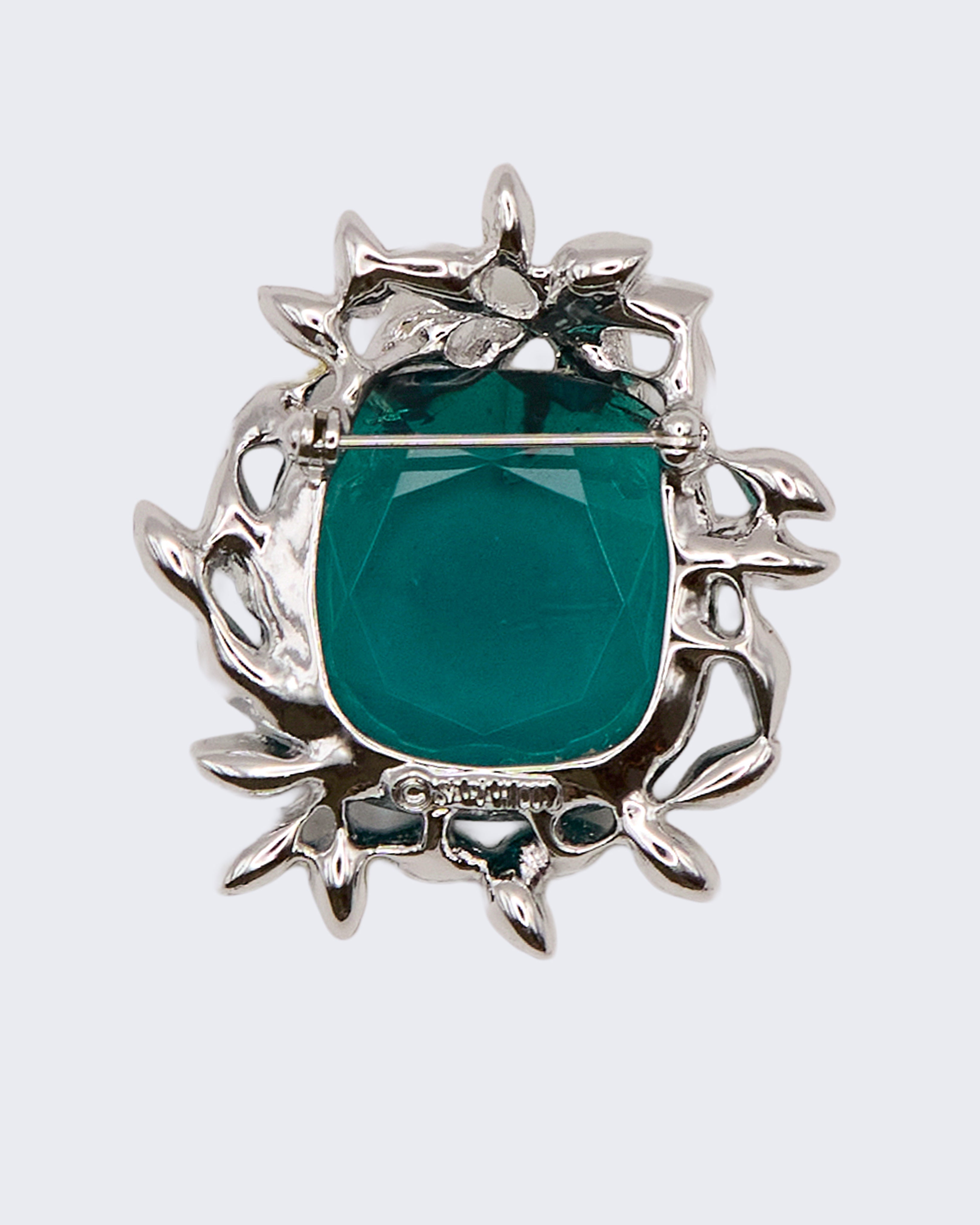 Vintage Sarah Coventry Brooch – Emerald Green Glass and Silver Rhinestones “Holiday Ice”
