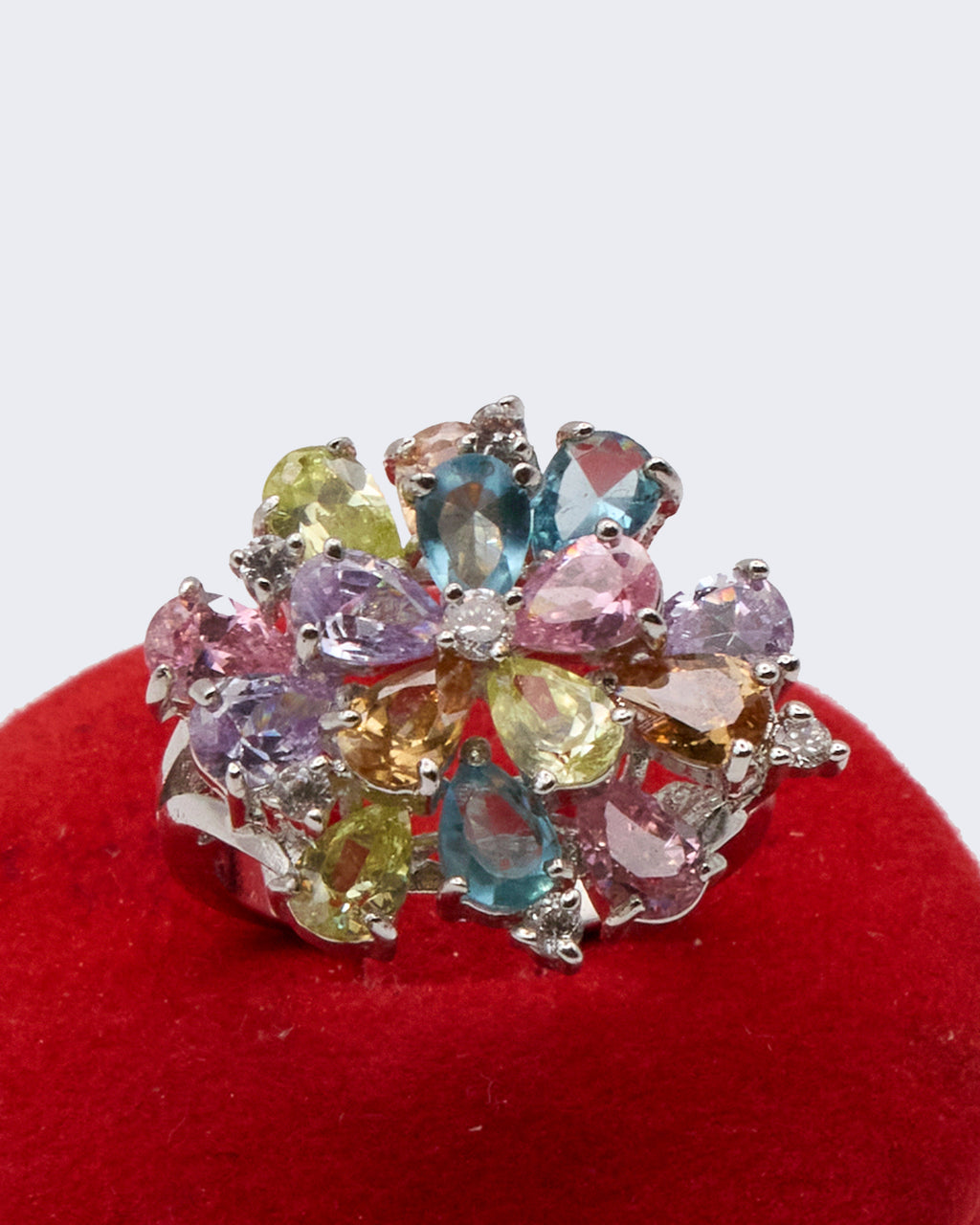 Bague en pierre multicolore