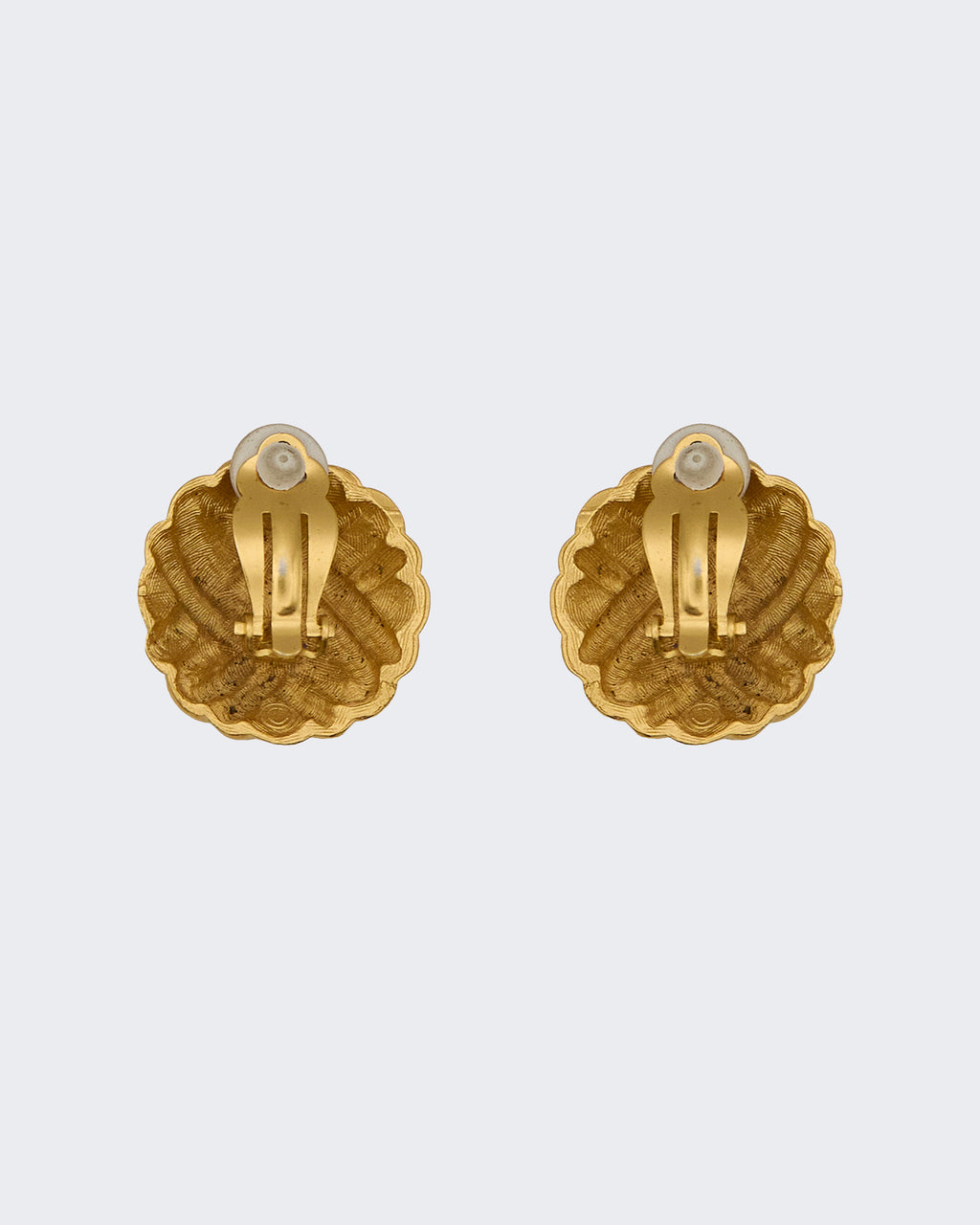 Boucles d'oreilles puces en forme de nœud torsadé doré – Élégantes et polyvalentes