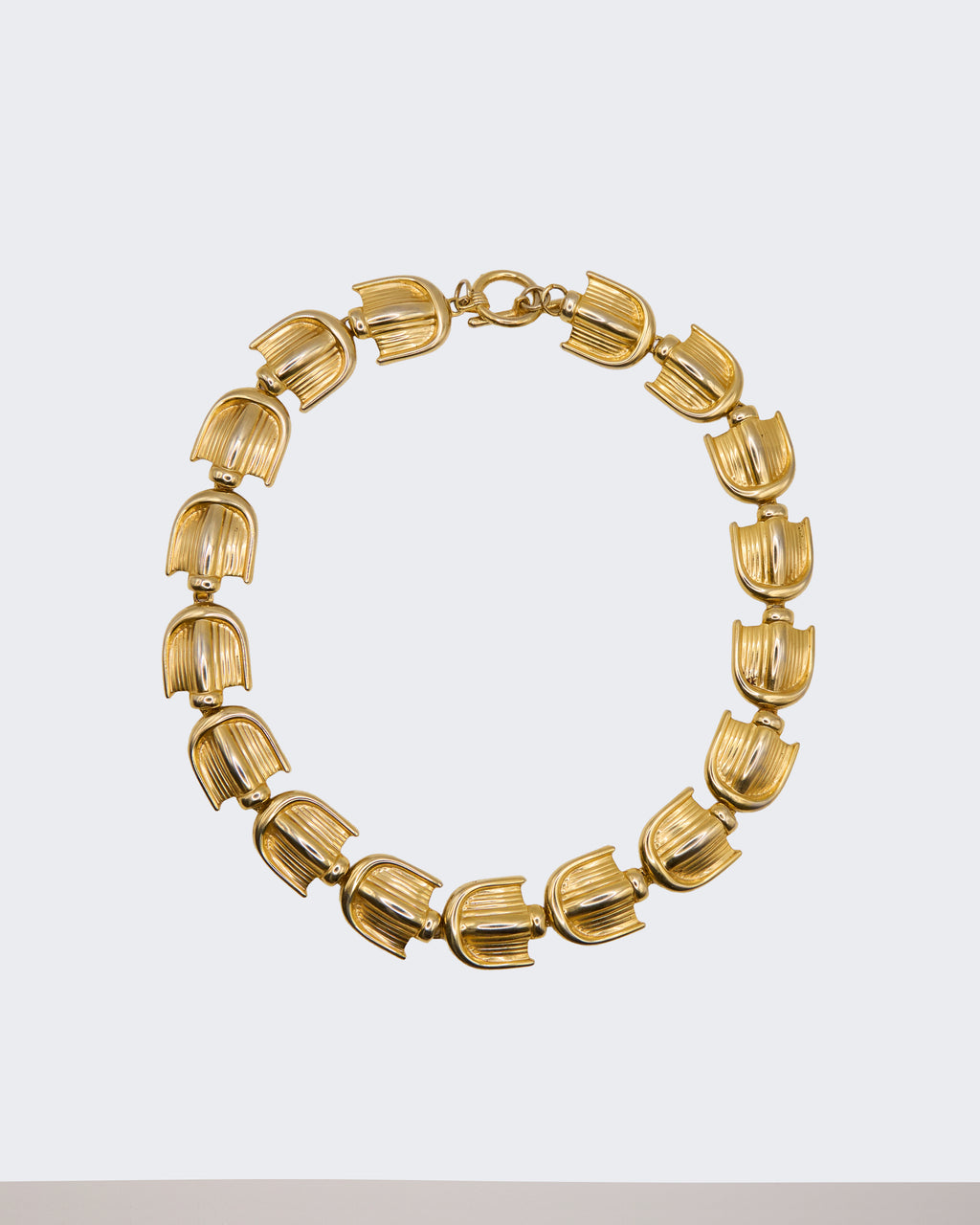 Collana Vintage Geometrica Tono Oro – Girocollo a Maglie a Coste di Alta Moda