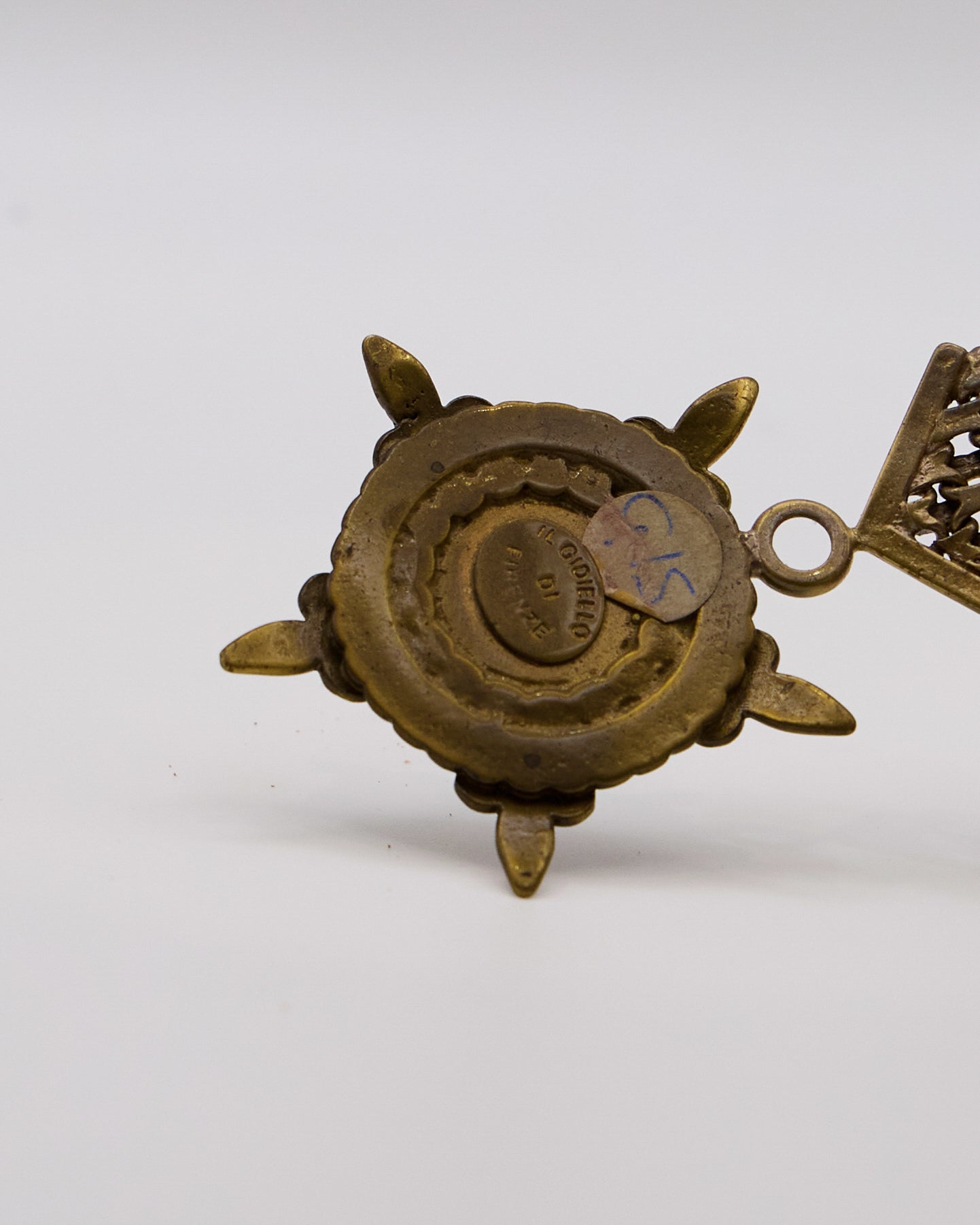 Spilla Art Déco in Metallo Dorato con Strass e Perle – Il Gioiello di Firenze