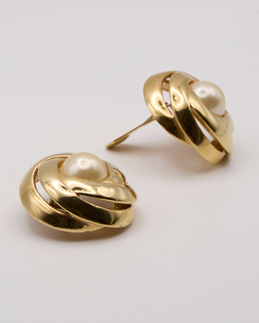 Les Bernard “Love Knot” Earrings