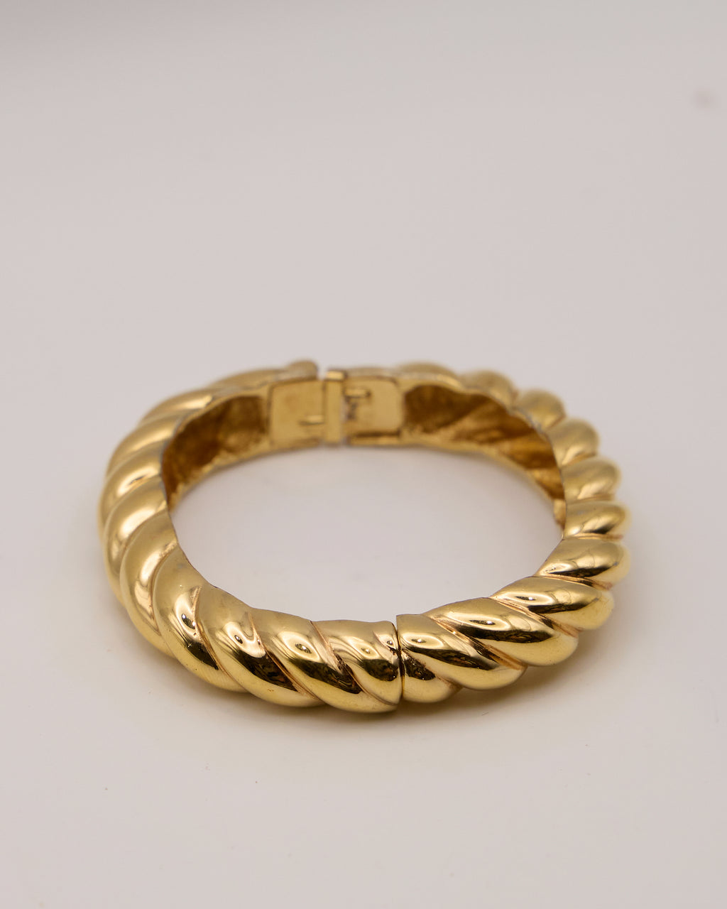 Vintage Gold-Tone Braided Rope Bangle – Fine Costume Jewelry