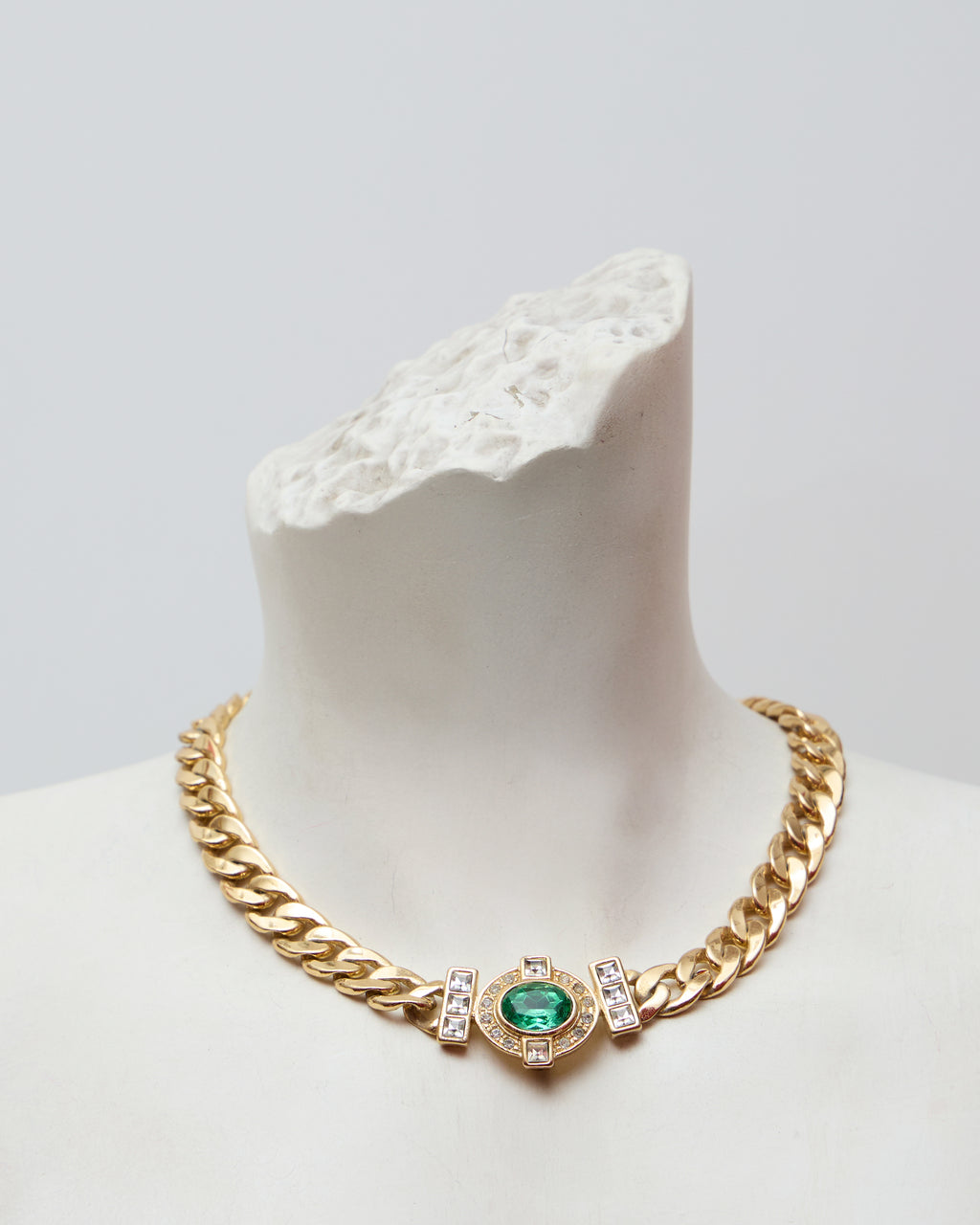 Collana vintage anni ’70 con smeraldo e diamanti, catena groumette spessa – Gioiello statement