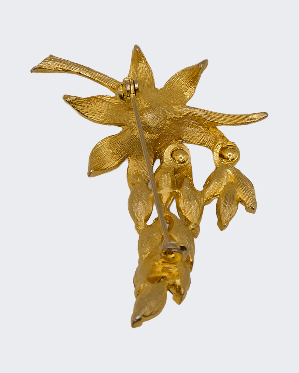 Spilla Vintage Floreale Dorata con Grappolo di Cristalli – Anni ’80/’90