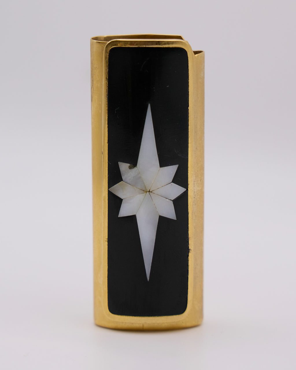 Custodia Vintage per Accendino con Stella Intarsiata Nero e Oro