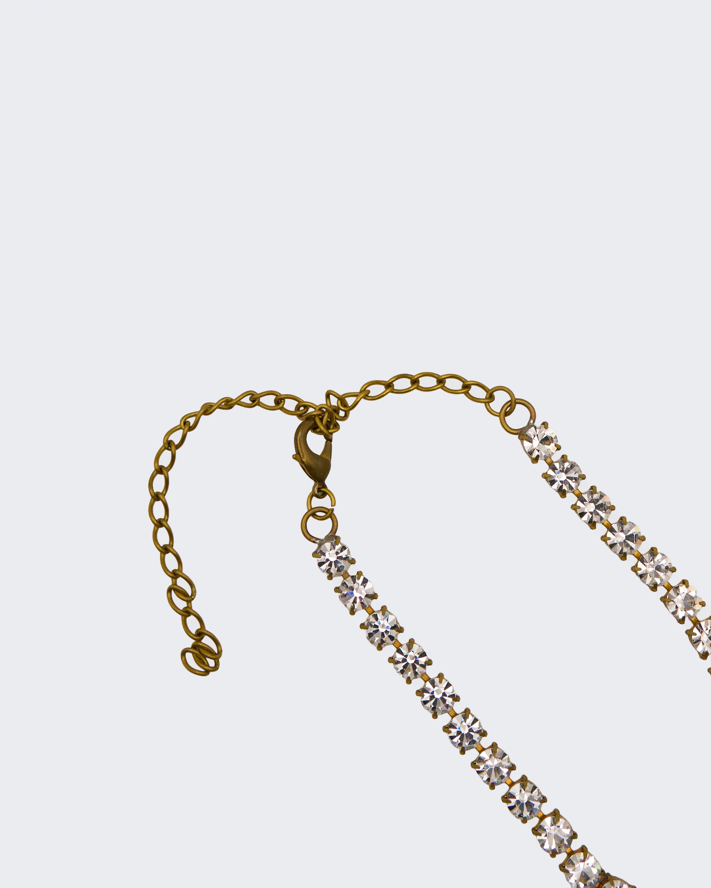 Collana con Ciondolo a Croce e Pietre Rosa – Gioiello Elegante in Argento Placcato Oro Custom Made