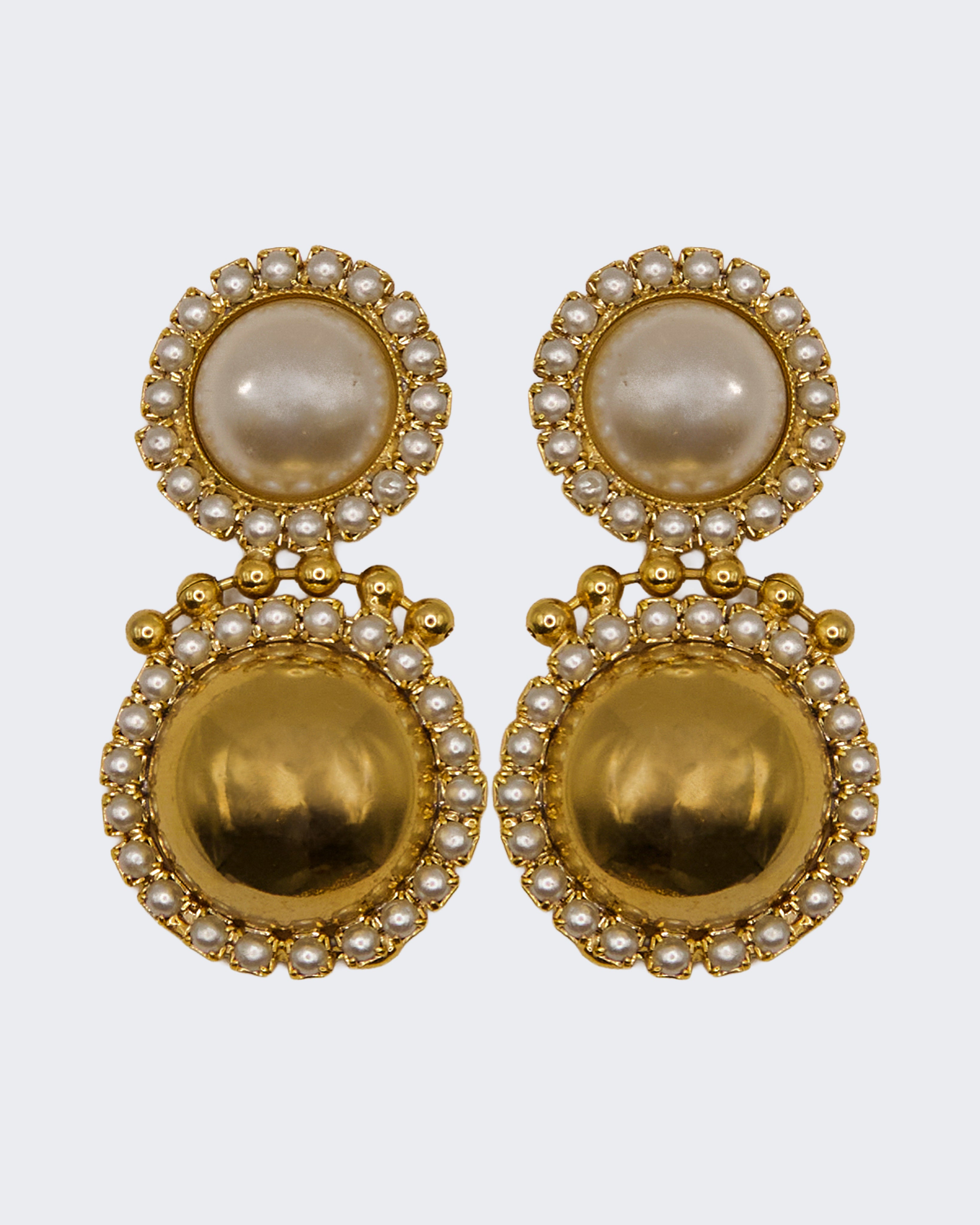 Orecchini Pendenti Vintage in Metallo Dorato con Perle Finte – Design a Due Livelli