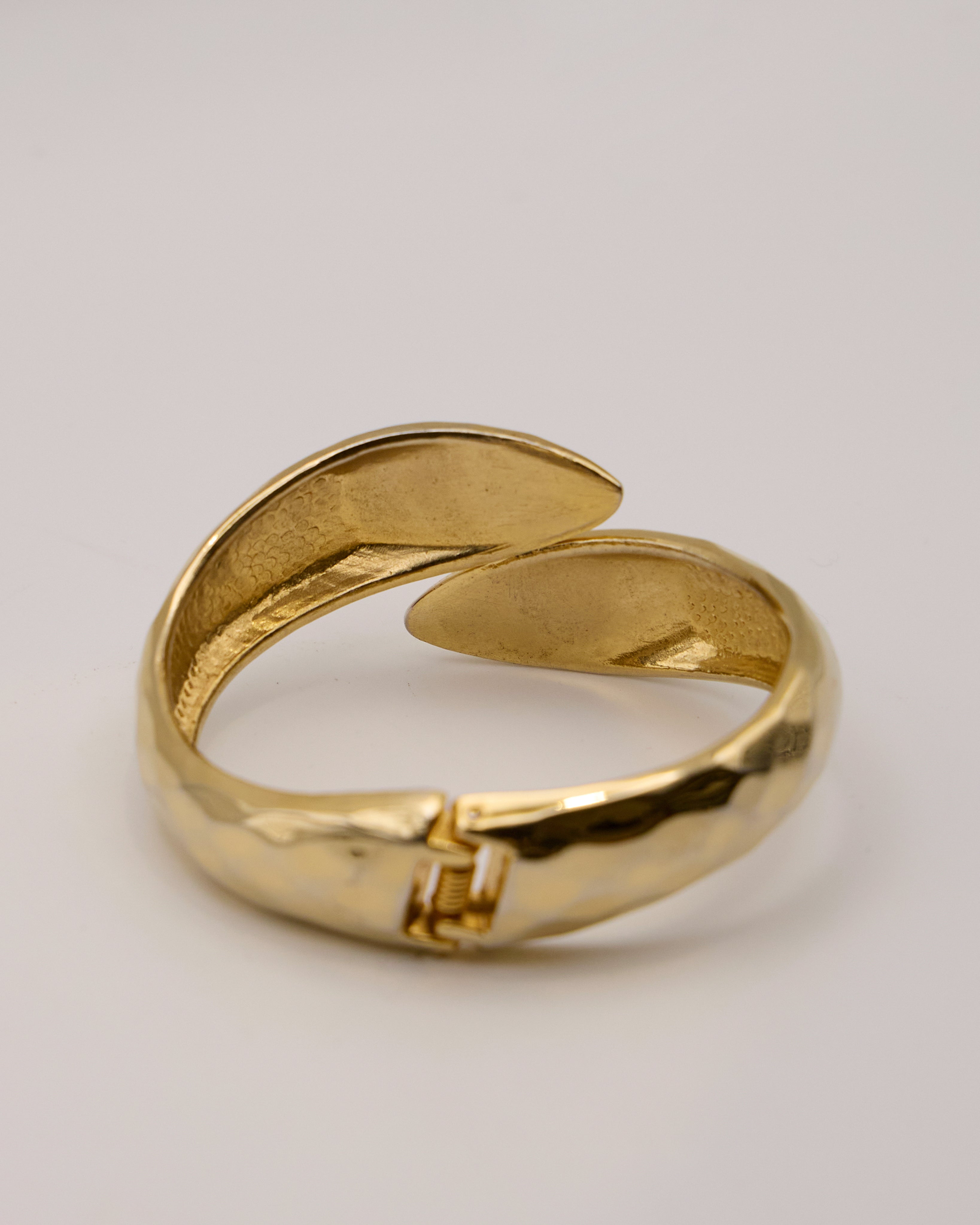 Snake Head Design Cuff/Bangle with Hammered Finish