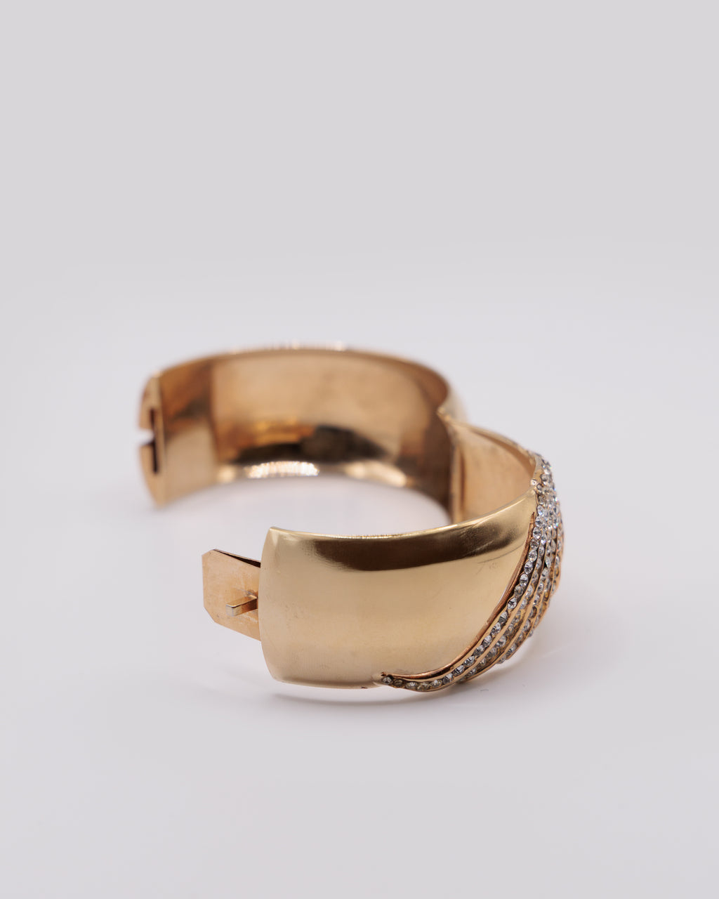 Bracciale rigido dorato con cristalli strass – elegante bangle vintage donna