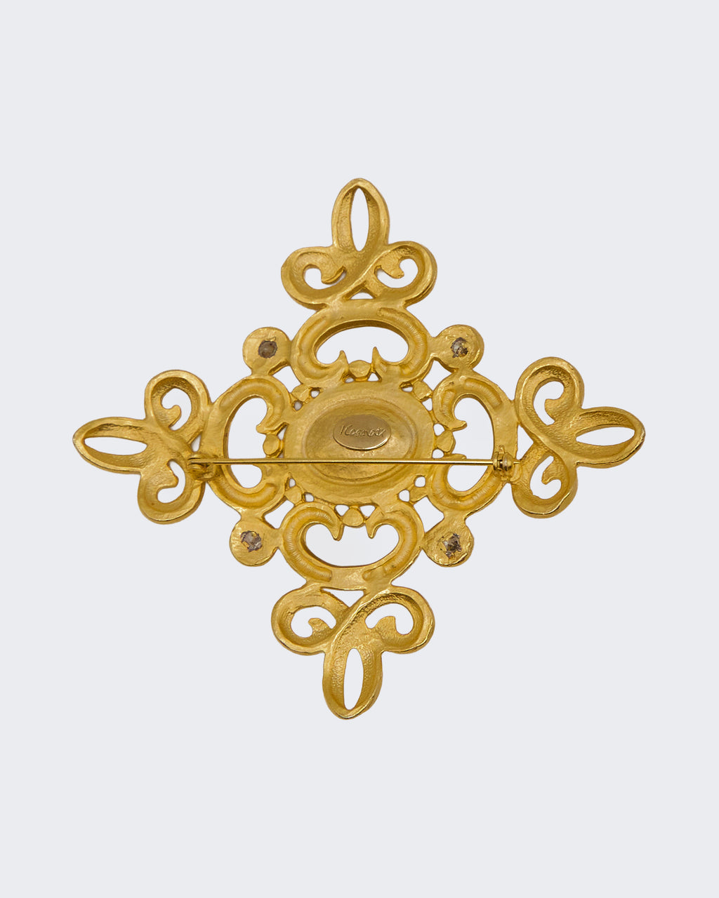 Spilla Vintage Rinascimentale con Malachite Verde e Cristalli Firmata ICosmati – Gioiello in Metallo Dorato