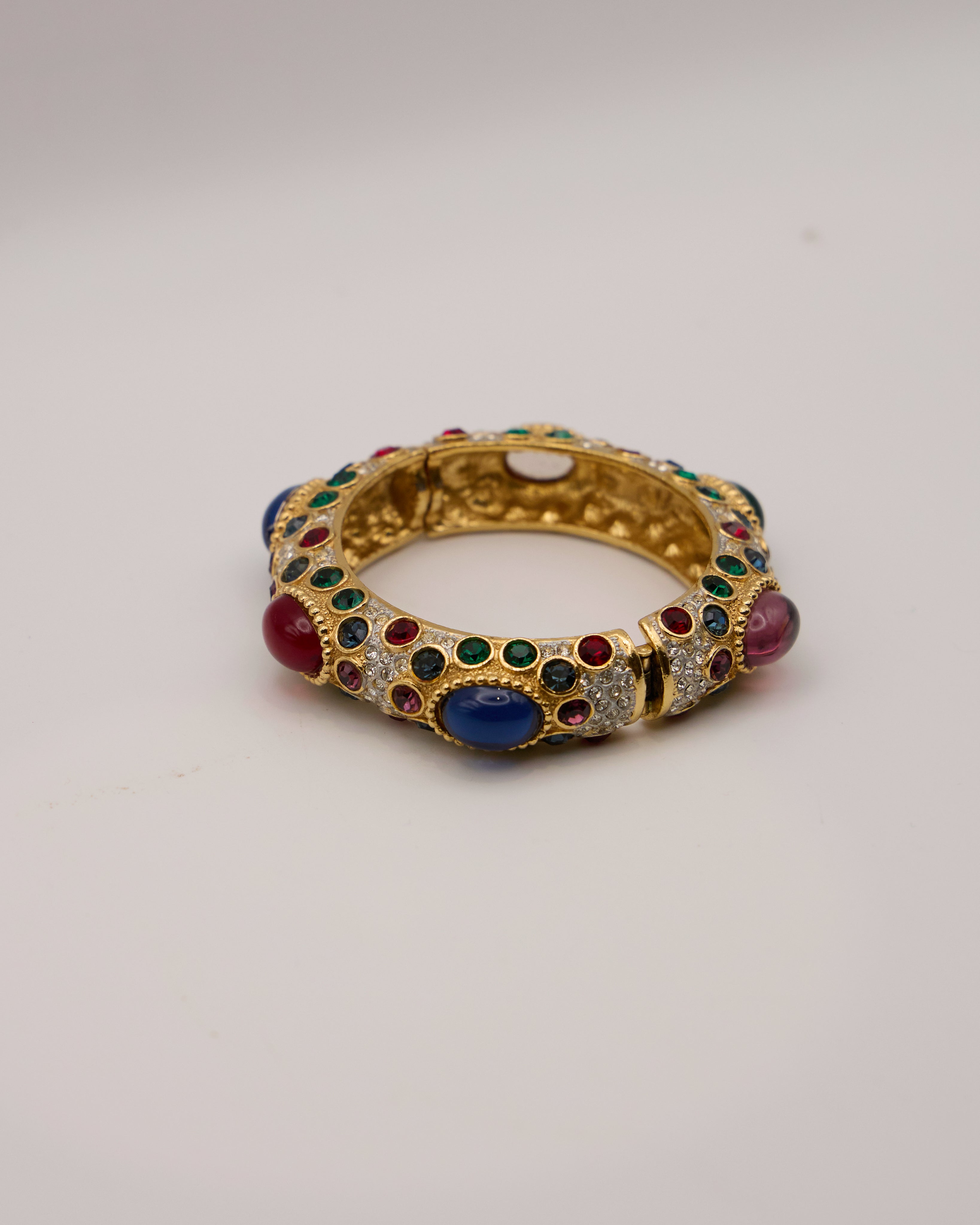 Vintage Mogul Jewels of India bracelet – Sphinx