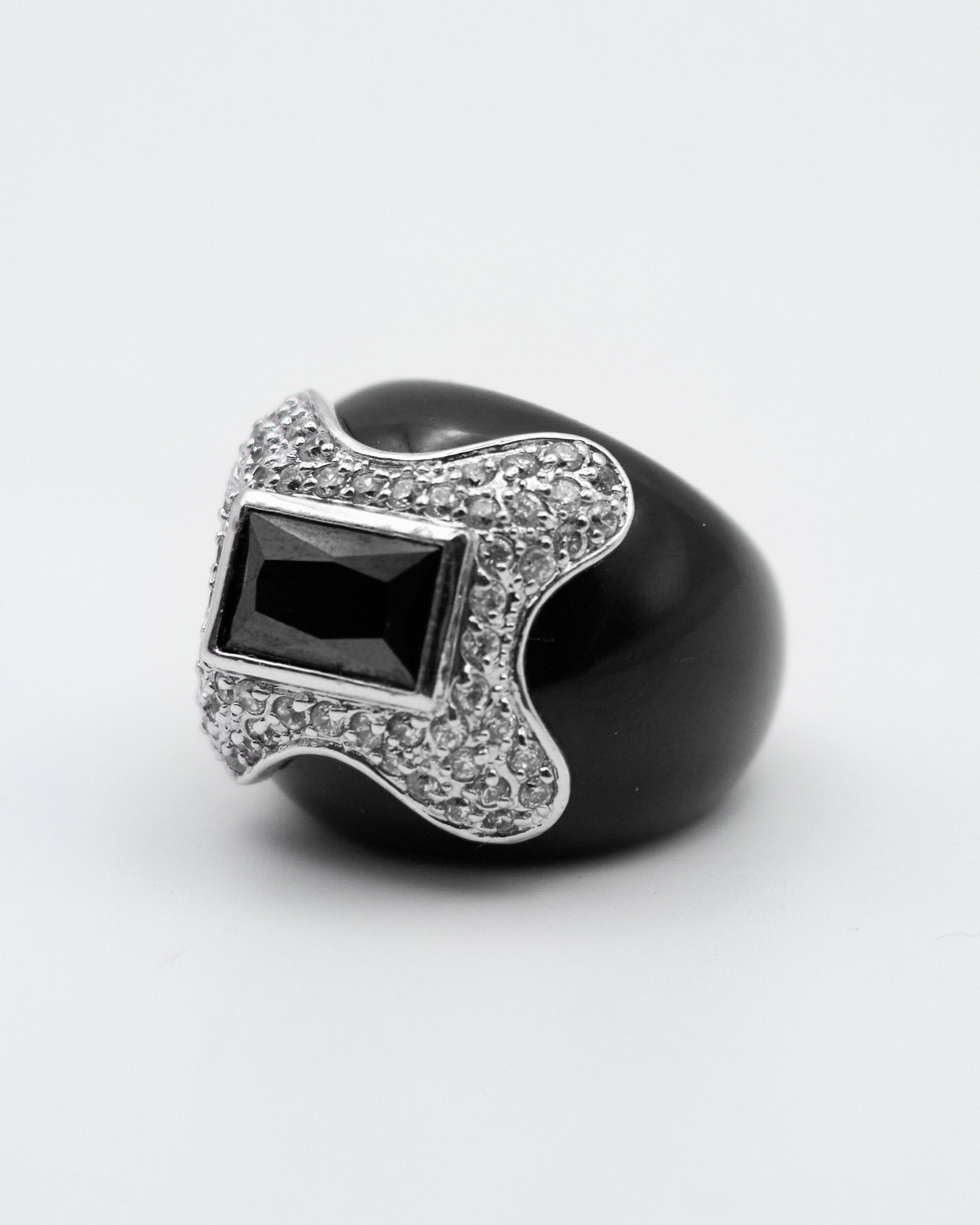 Anello Vintage Nero con Strass Crystal e Pietra Geometrica