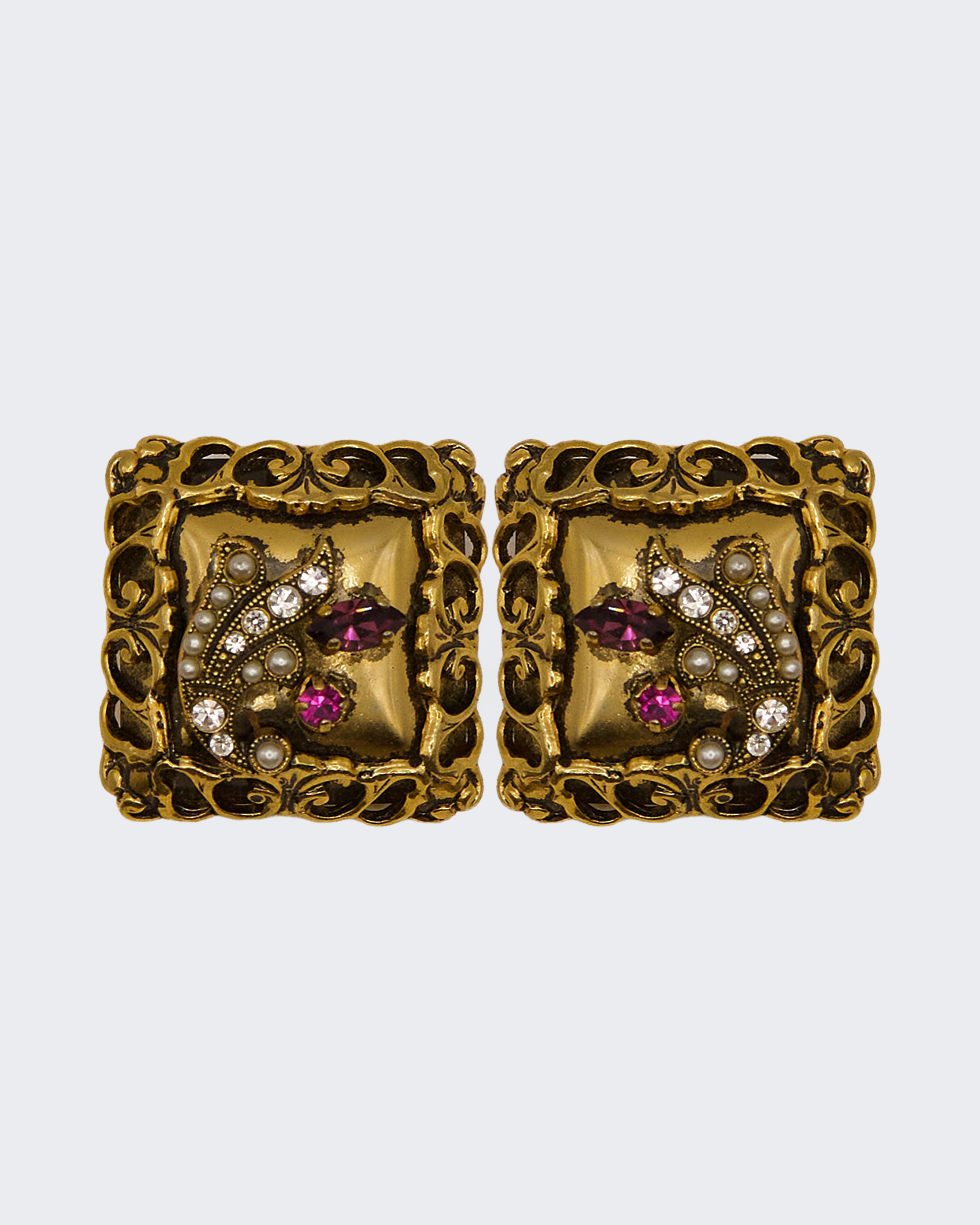 Orecchini Vintage Quadrati a Clip – Metallo Dorato, Strass e Perle Sintetiche