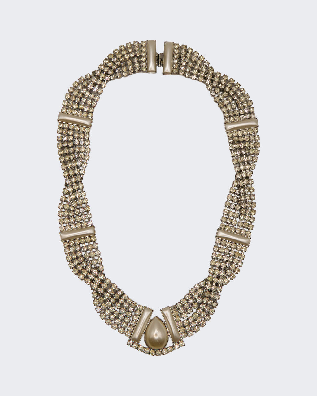 Collana Girocollo Vintage Multifi lo con Strass e Perla Centrale – Eleganza d’Epoca da Sera