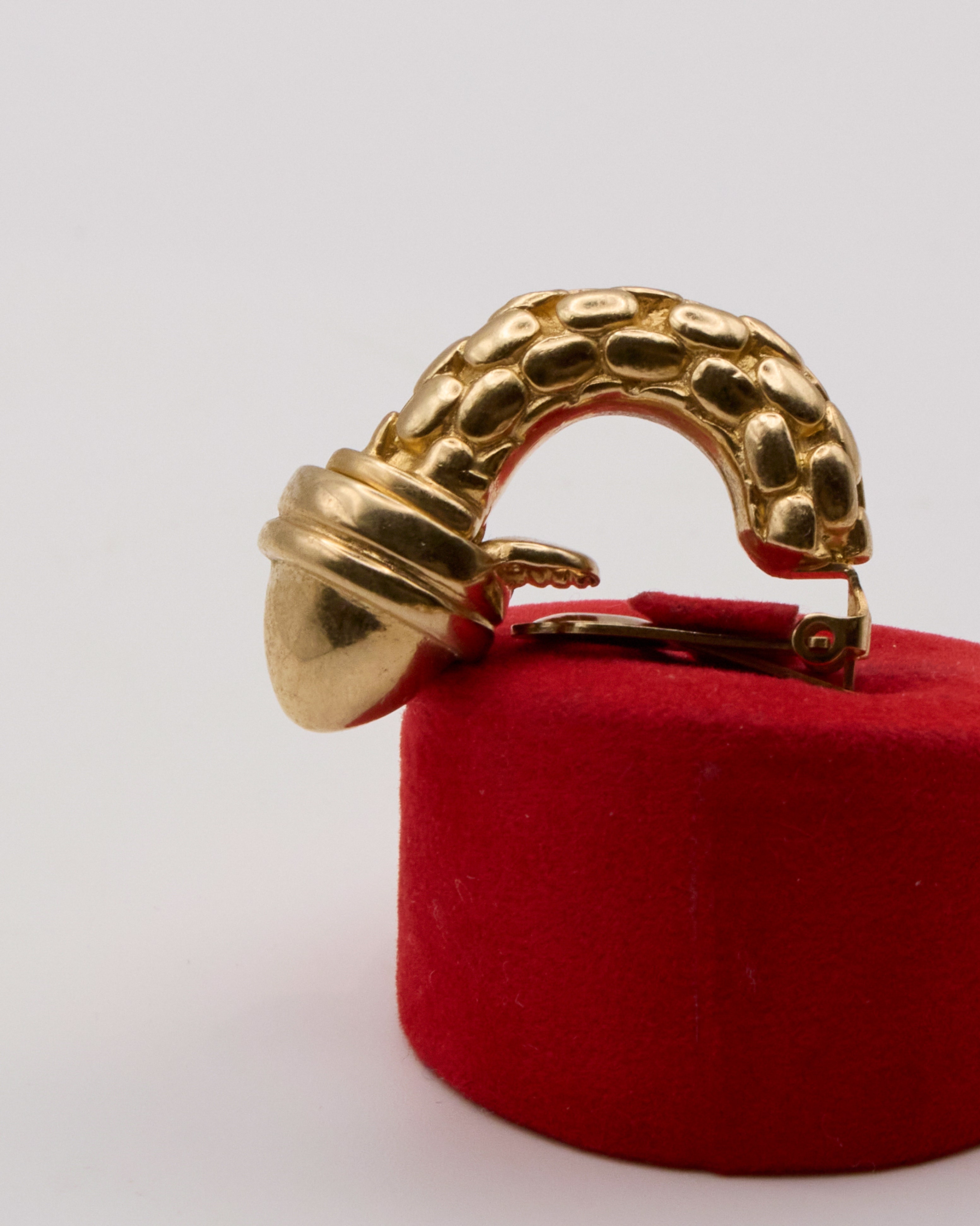 Boucles d'oreilles sculpturales
