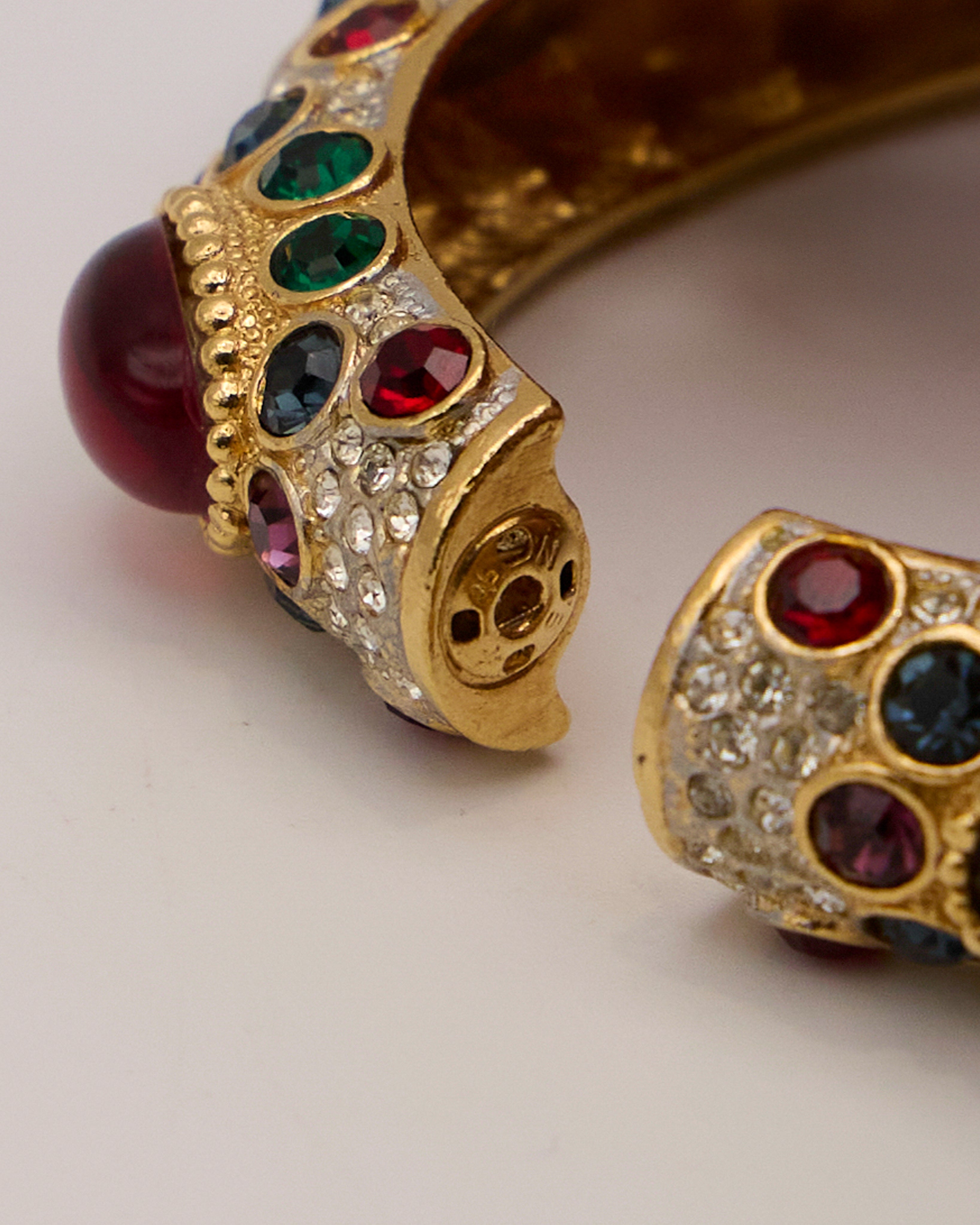 Vintage Mogul Jewels of India bracelet – Sphinx