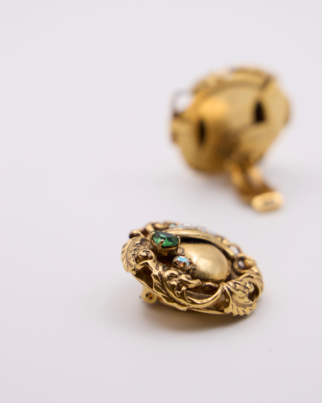 Orecchini Vintage Mulù Reggio E. Dorati con Cristalli Verdi e Strass