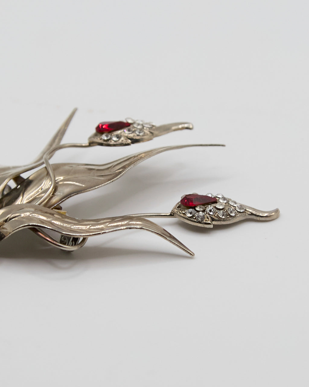 Tulip brooch
