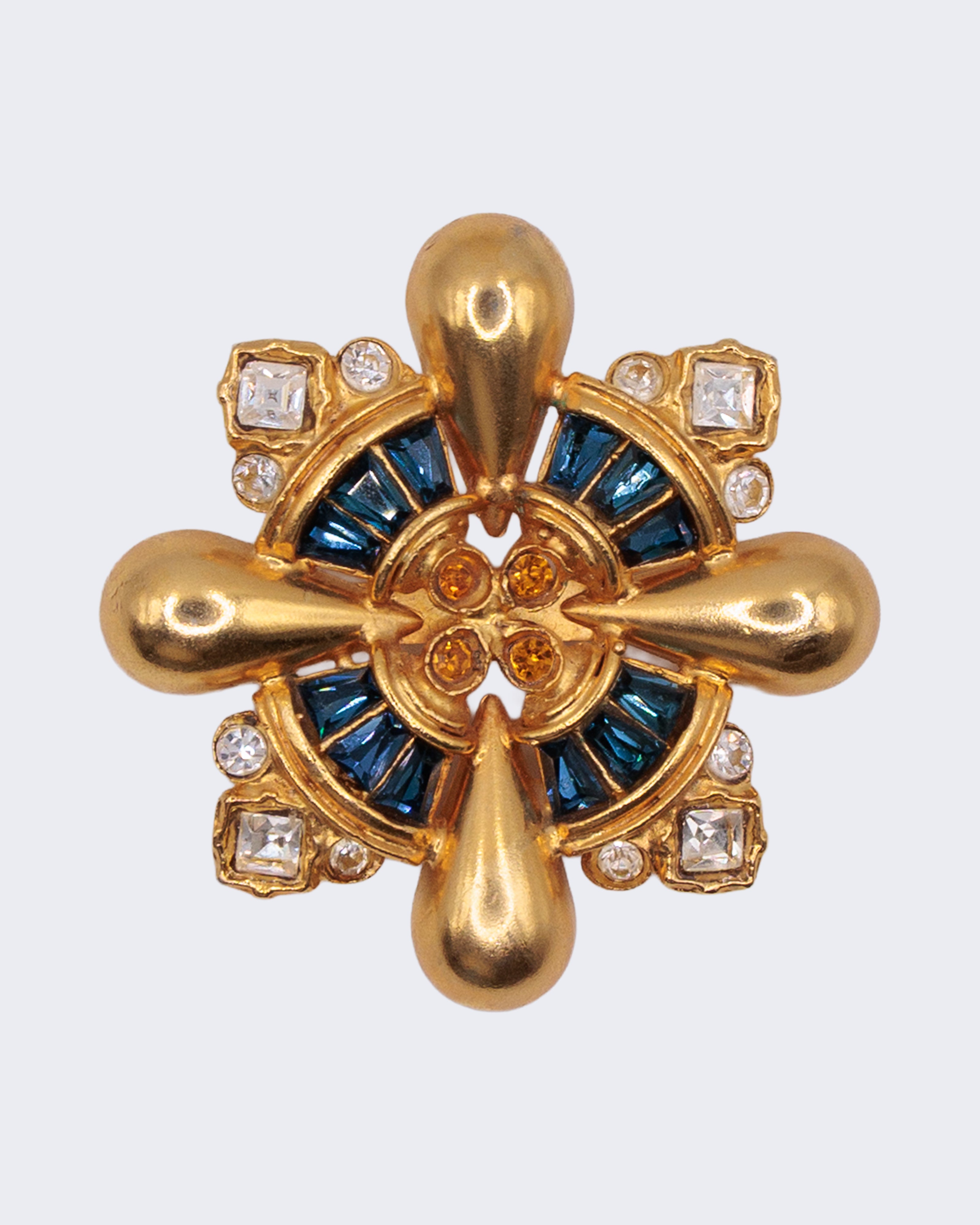 Spilla Vintage Dorata con Strass e Pietre Blu – Design Croce Retrò
