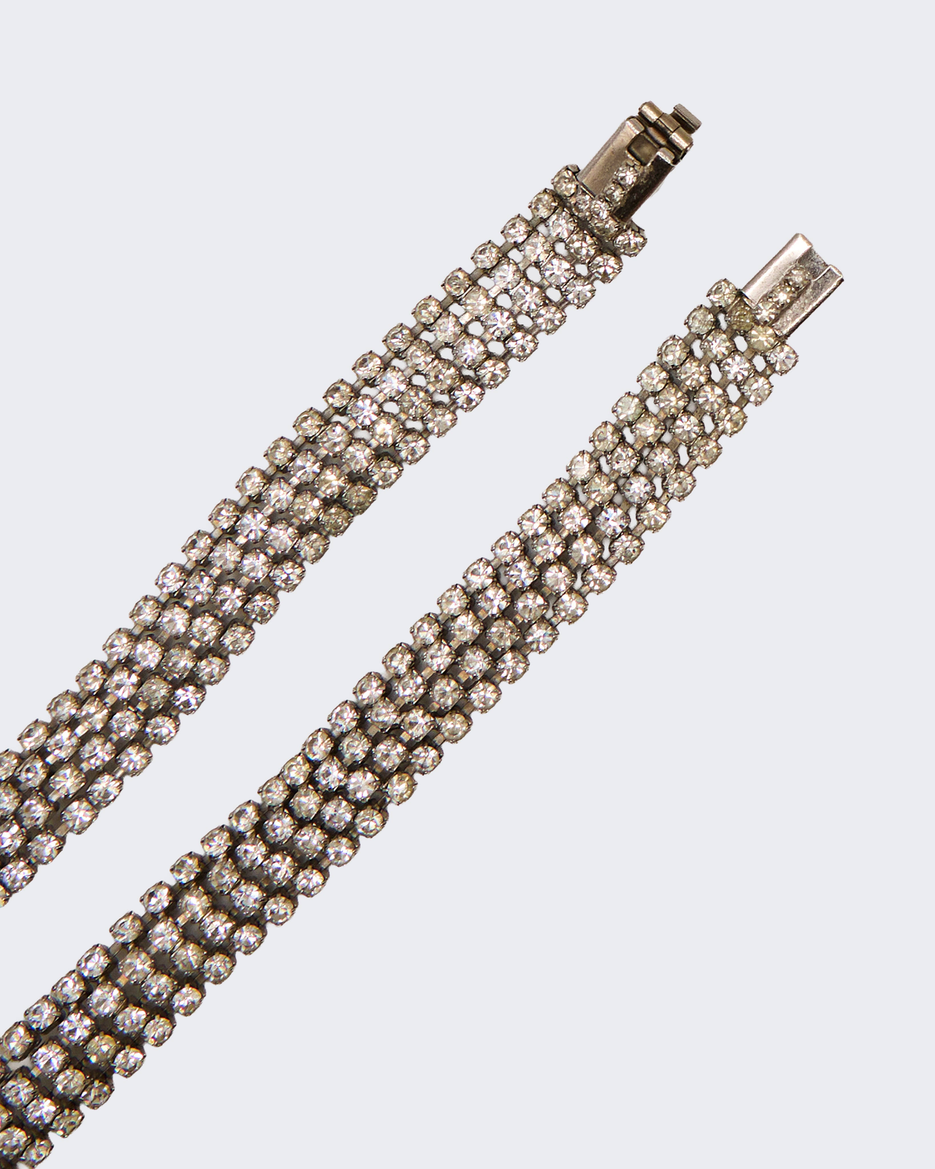 Girocollo Multi-Fili di Cristalli – Choker Vintage Elegante