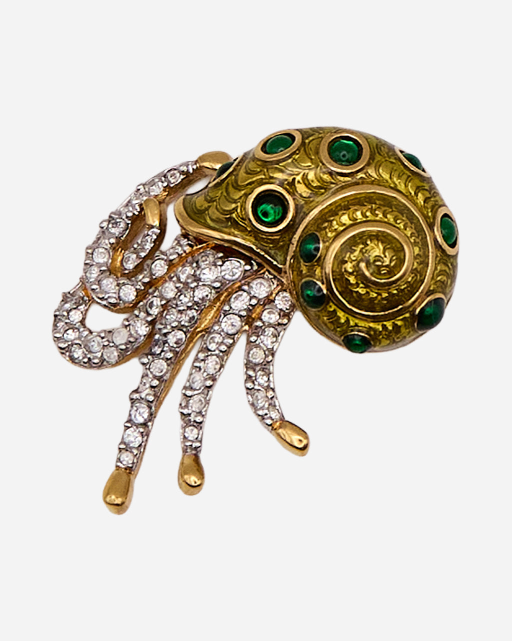 Spilla vintage a nautilus con conchiglia verde oliva, spirale dorata, cabochon verdi e tentacoli con cristalli trasparenti.